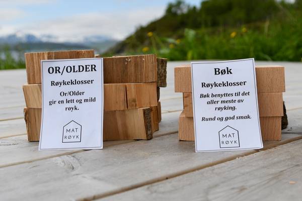 Huvudbild 2 pk rökklossar 1 Ask og 1 Bøk